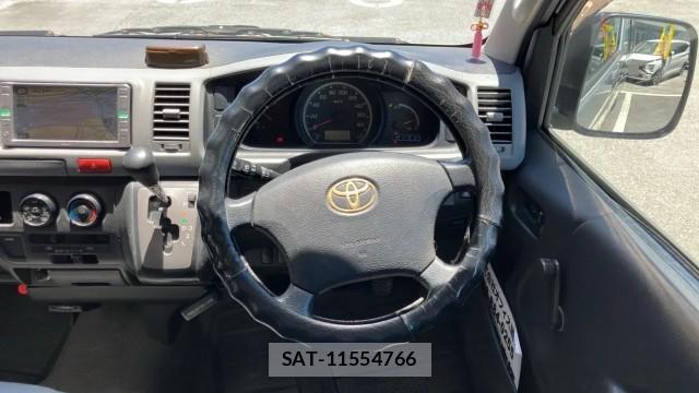 Toyota HIACE WAGON 2008-07 8281626-16