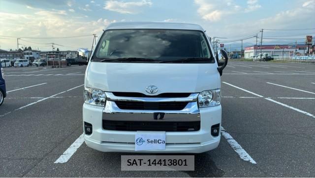 Toyota HIACE WAGON 2023-09 8282039-9
