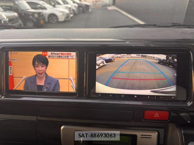 Toyota HIACE WAGON 2015-11 8282766-10