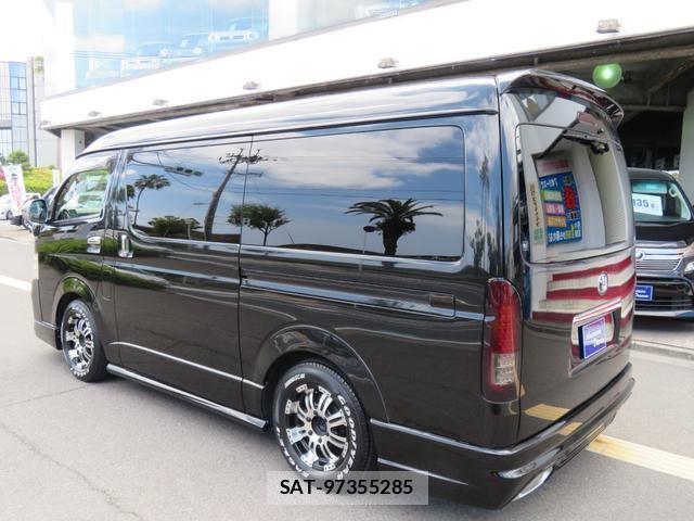 Toyota HIACE WAGON 2013-12 8283001-17