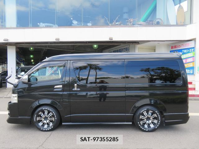 Toyota HIACE WAGON 2013-12 8283001-18