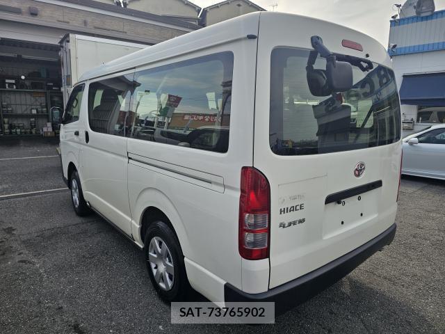 Toyota HIACE WAGON 2021-06 8283692-3