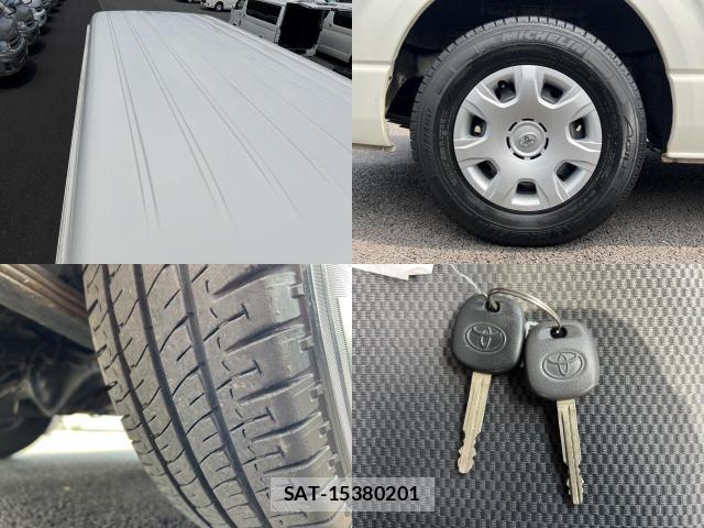 Toyota HIACE WAGON 2017-01 8284560-2