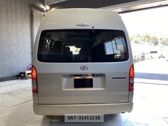 Toyota HIACE WAGON 2026-04 8285250-2