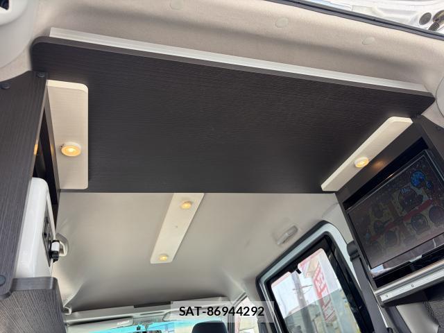 Daihatsu HIJET CARGO 2014-07 8279257-11