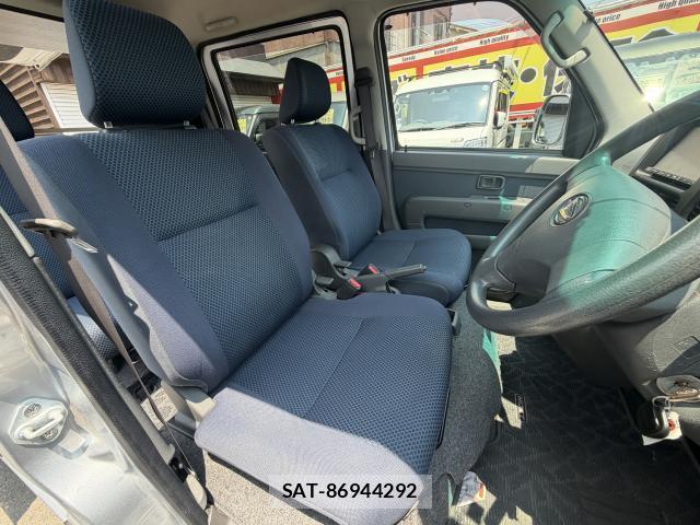 Daihatsu HIJET CARGO 2014-07 8279257-17