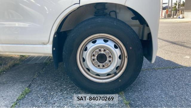 Daihatsu HIJET CARGO 2015-06 8280450-8