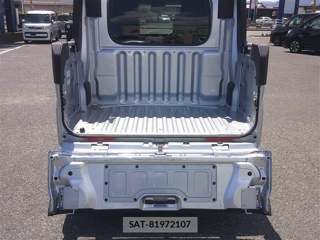 Daihatsu HIJET CARGO 2024-11 8281221-12