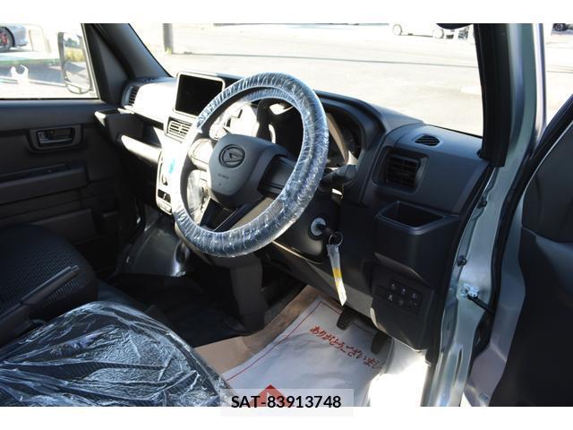 Daihatsu HIJET CARGO 2025-10 8283233-12