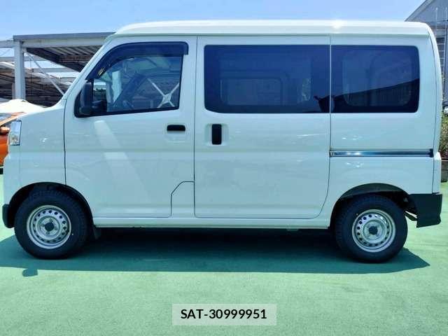 Daihatsu HIJET CARGO 2022-07 8283735-18
