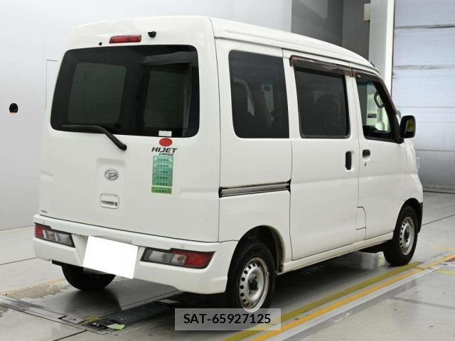 Daihatsu HIJET CARGO 2018-08 8283850-2