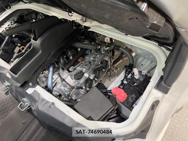 Daihatsu HIJET CARGO 2026-05 8284011-17