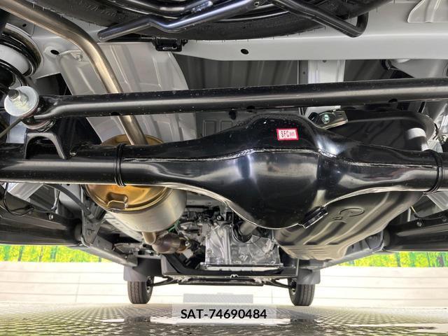 Daihatsu HIJET CARGO 2026-05 8284011-18