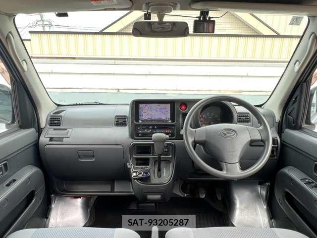 Daihatsu HIJET CARGO 2015-05 8284198-4
