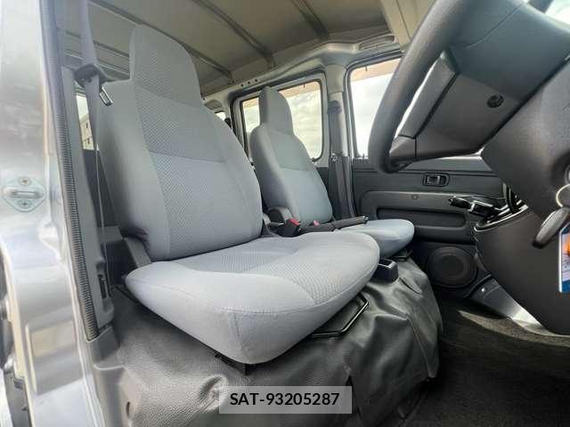 Daihatsu HIJET CARGO 2015-05 8284198-5