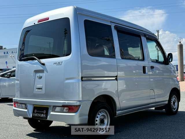 Daihatsu HIJET CARGO 2020-07 8284520-1