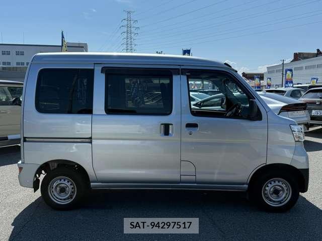 Daihatsu HIJET CARGO 2020-07 8284520-12