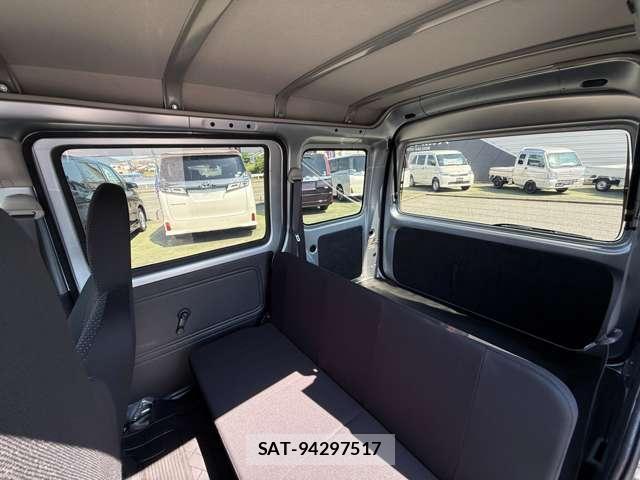 Daihatsu HIJET CARGO 2020-07 8284520-6