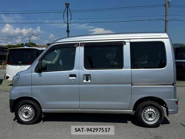 Daihatsu HIJET CARGO 2020-07 8284520-9