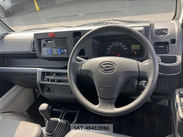 Daihatsu HIJET TRUCK 2017-09 8276914-2
