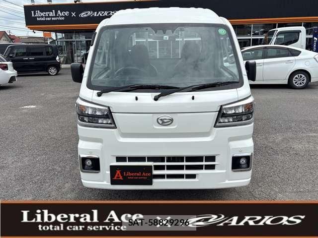 Daihatsu HIJET TRUCK 2022-10 8277804-1