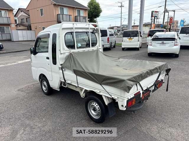 Daihatsu HIJET TRUCK 2022-10 8277804-14