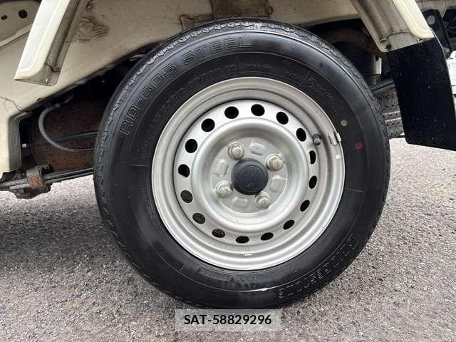 Daihatsu HIJET TRUCK 2022-10 8277804-17