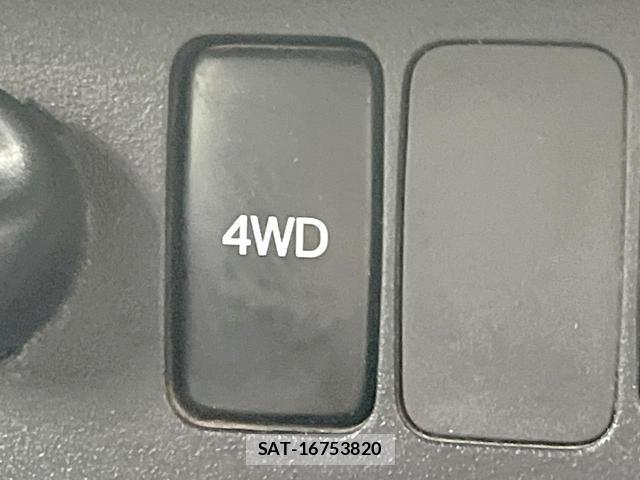 Daihatsu HIJET TRUCK 2018-10 8279356-2