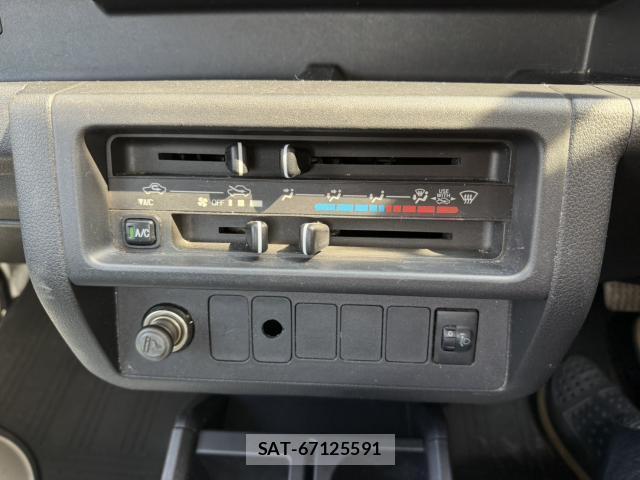 Daihatsu HIJET TRUCK 2019-03 8282682-4