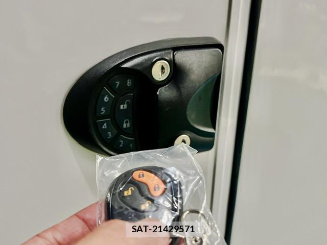 Daihatsu HIJET TRUCK 2025-10 8282737-16