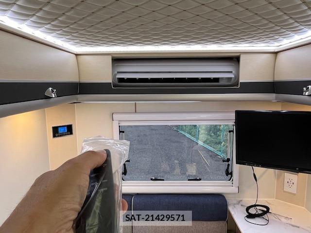 Daihatsu HIJET TRUCK 2025-10 8282737-18