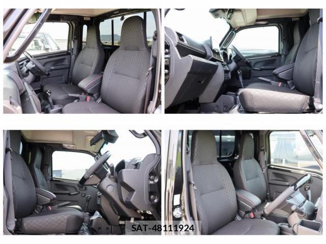 Daihatsu HIJET TRUCK 2025-11 8283360-6
