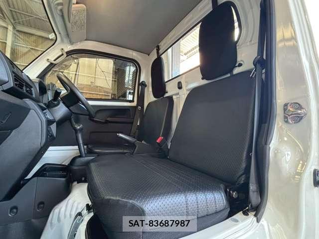 Daihatsu HIJET TRUCK 2022-10 8284195-6