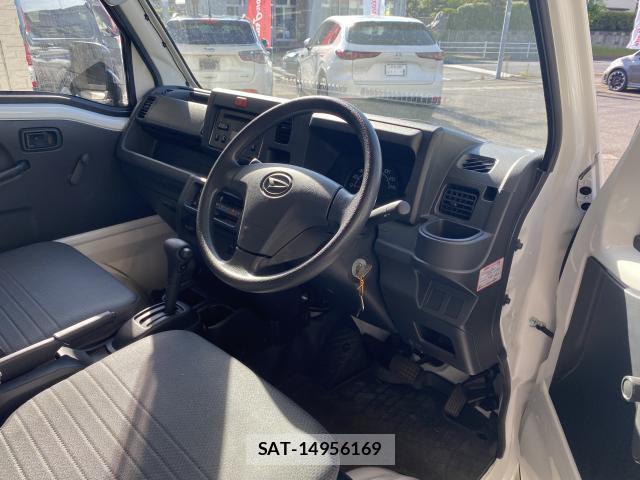 Daihatsu HIJET TRUCK 2016-10 8284338-15