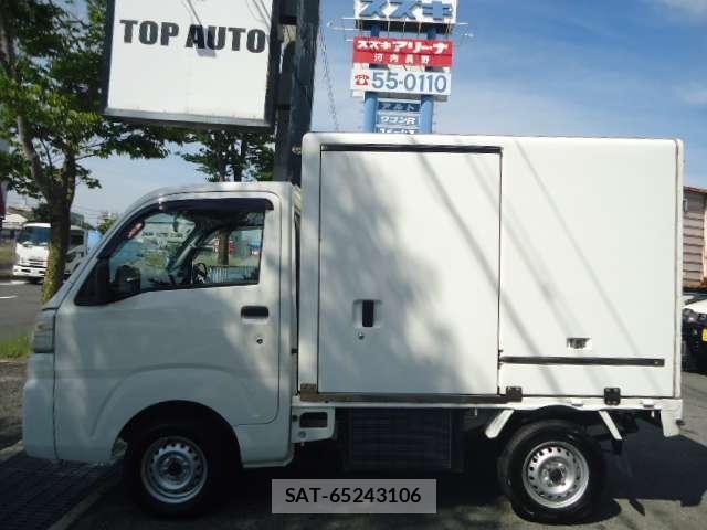 Daihatsu HIJET TRUCK 2017-02 8285492-4