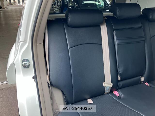 Toyota HILUX SURF 2006-03 8283409-18