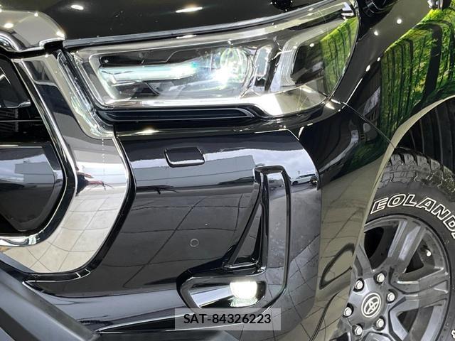 Toyota HILUX 2021-03 8278005-11