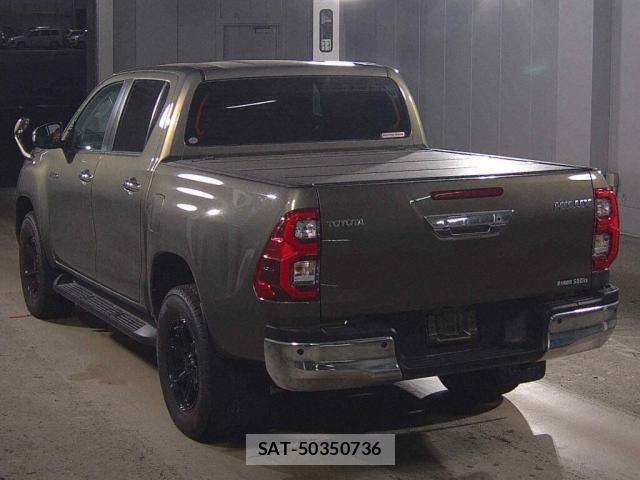 Toyota HILUX 2023-05 8278892-4