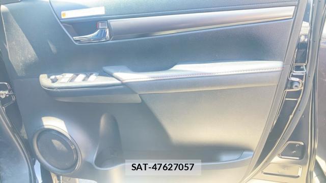 Toyota HILUX 2023-07 8279698-5