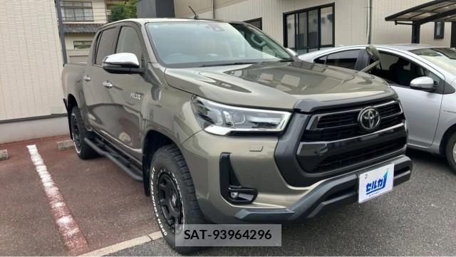 Toyota HILUX 2022-11 8281529-11