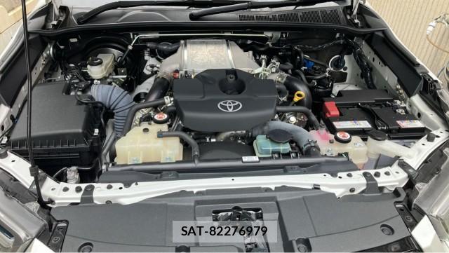 Toyota HILUX 2024-05 8282179-7