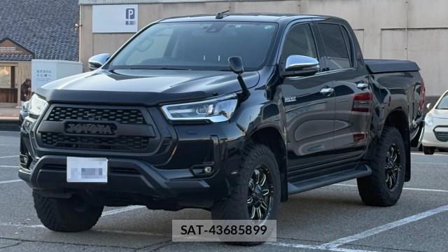 Toyota HILUX 2022-01 8282254-0