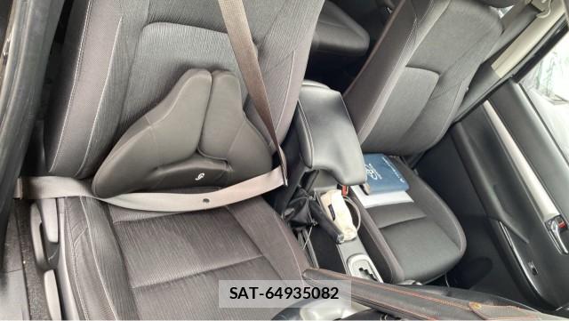 Toyota HILUX 2022-07 8282286-5