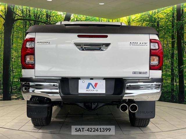 Toyota HILUX 2021-04 8283646-14