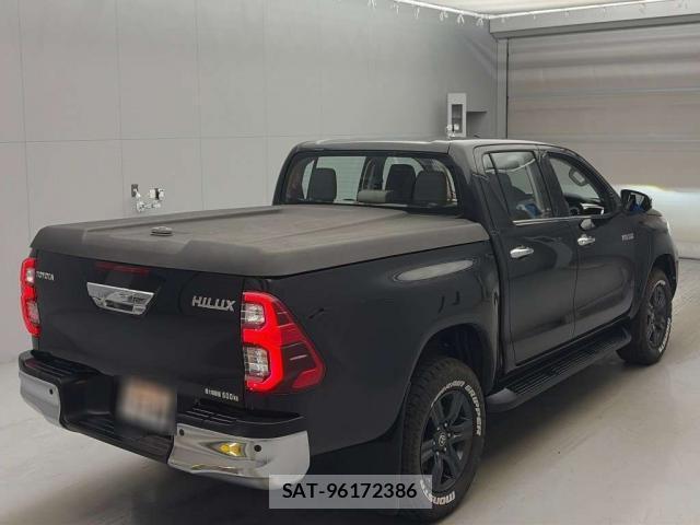 Toyota HILUX 2022-02 8284377-1