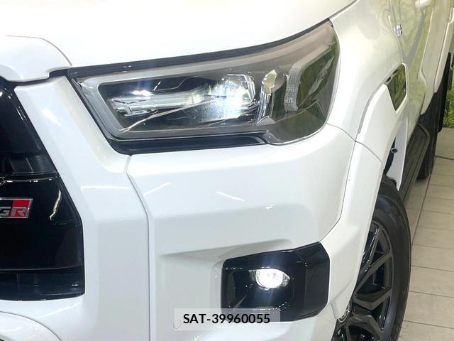 Toyota HILUX 2024-01 8285077-11