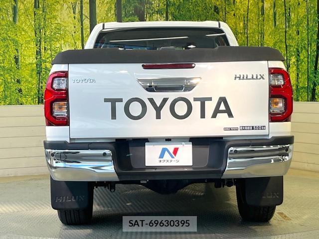 Toyota HILUX 2023-07 8285464-14