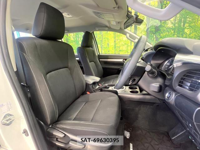 Toyota HILUX 2023-07 8285464-7