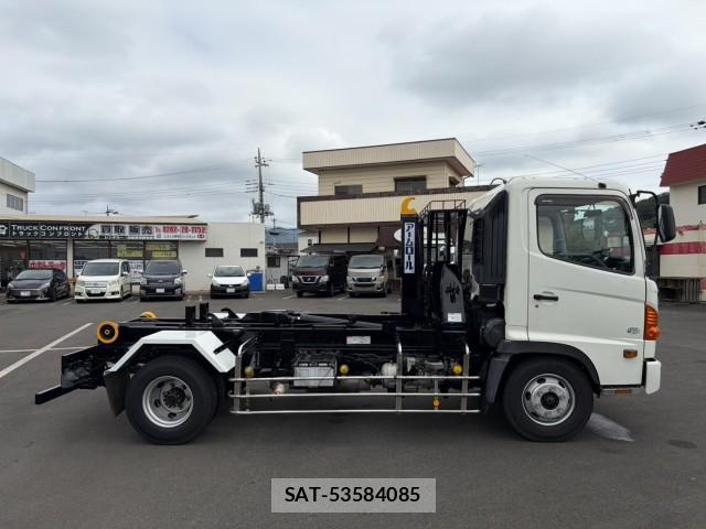 Hino RANGER 2005-12 8283054-5