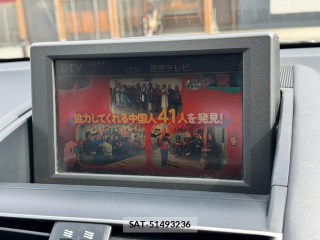 Lexus HS 2010-02 8277714-18